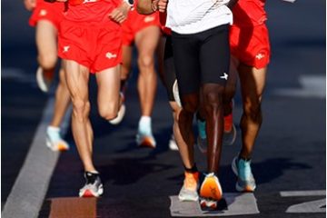 At the 2023 Beijing Half Marathon, Kenya’s Brian Kwemoi Kirui (second right) sets a new men’s record with a 59:37 finish CNS) 