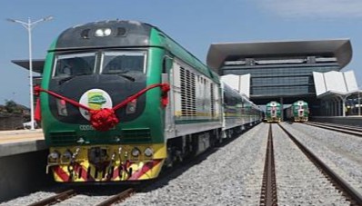 Chinese-built rail projects spark joyful Yuletide journeys in Nigeria